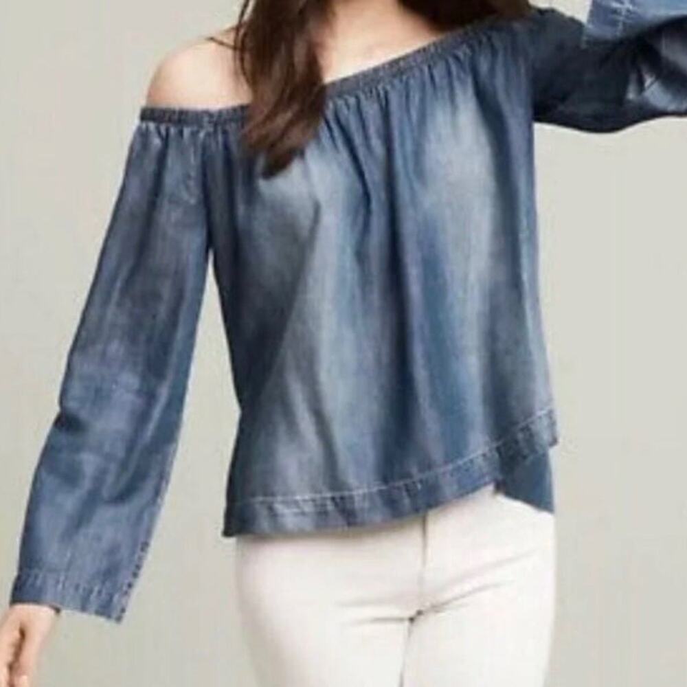 Cloth & Stone Chambray Top